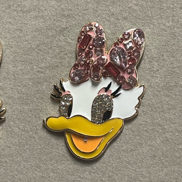 NEW BaubleBar x Disney Daisy Duck Bling Bling pink Ribbon Earrings - Picture 8 of 9